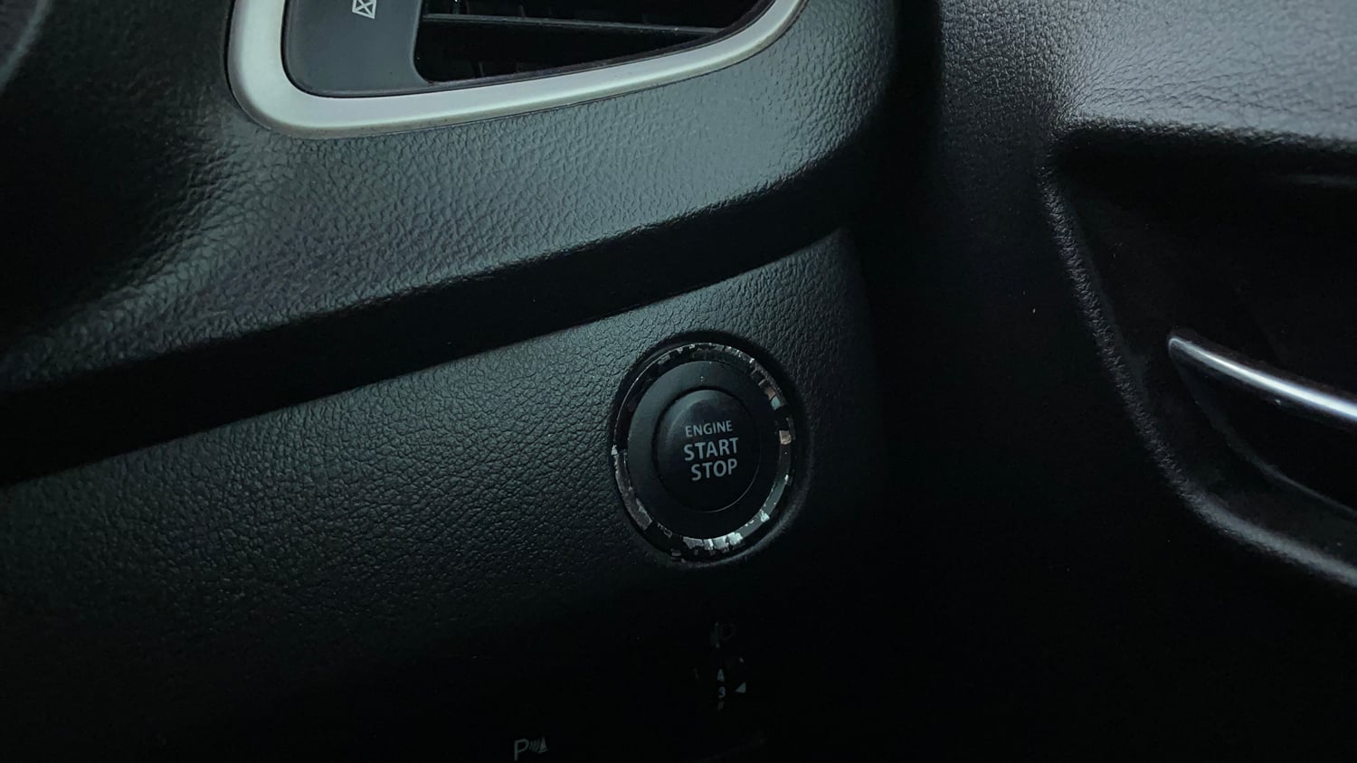 Used 2017 Maruti Suzuki Baleno Zeta 1.2 Petrol Manual top_features Keyless start