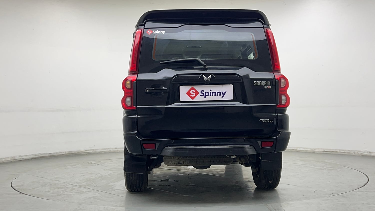 Used 2022 Mahindra Scorpio S9 Diesel Manual exterior BACK VIEW