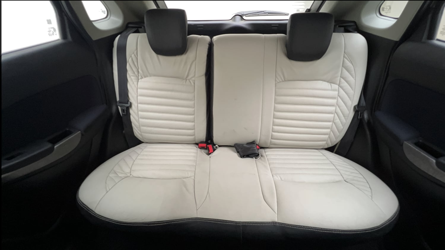 Used 2020 Maruti Suzuki Baleno Zeta Petrol Manual interior REAR SEAT CONDITION VIEW
