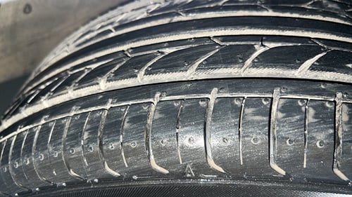 Used 2020 Maruti Suzuki Baleno Alpha Petrol Manual tyres RIGHT FRONT TYRE TREAD VIEW