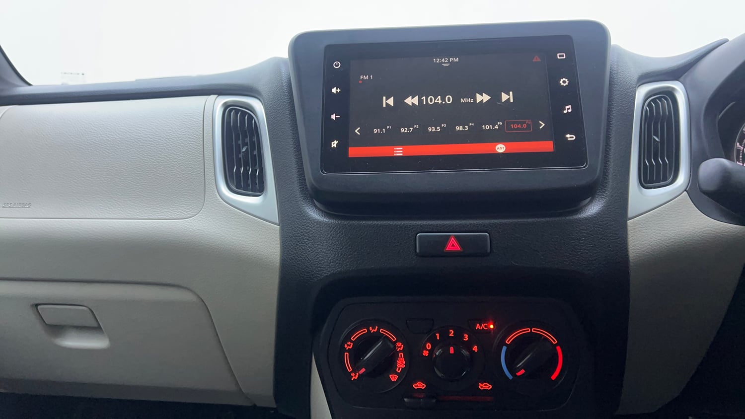 Used 2023 Maruti Suzuki Wagon R ZXI Plus 1.2 AGS Petrol Automatic interior MUSIC SYSTEM & AC CONTROL VIEW