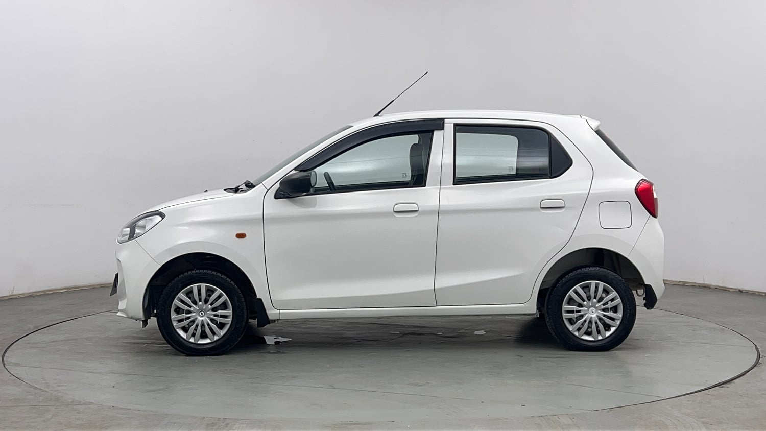 Used 2023 Maruti Suzuki Alto K10 VXi Plus Petrol Manual exterior LEFT SIDE VIEW