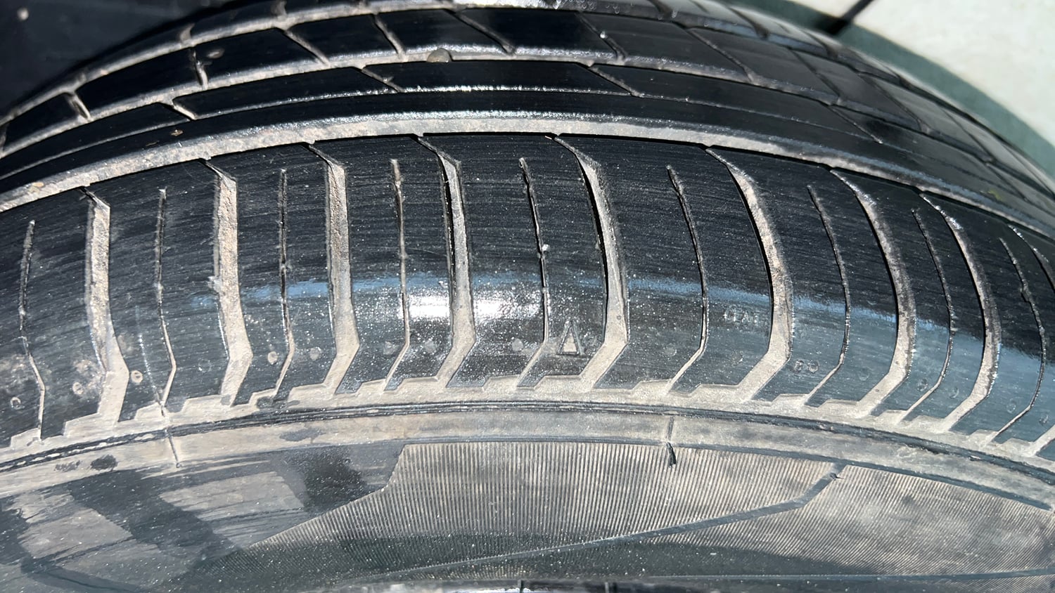 Used 2024 Tata Punch Adventure AMT Petrol Automatic tyres RIGHT REAR TYRE TREAD VIEW