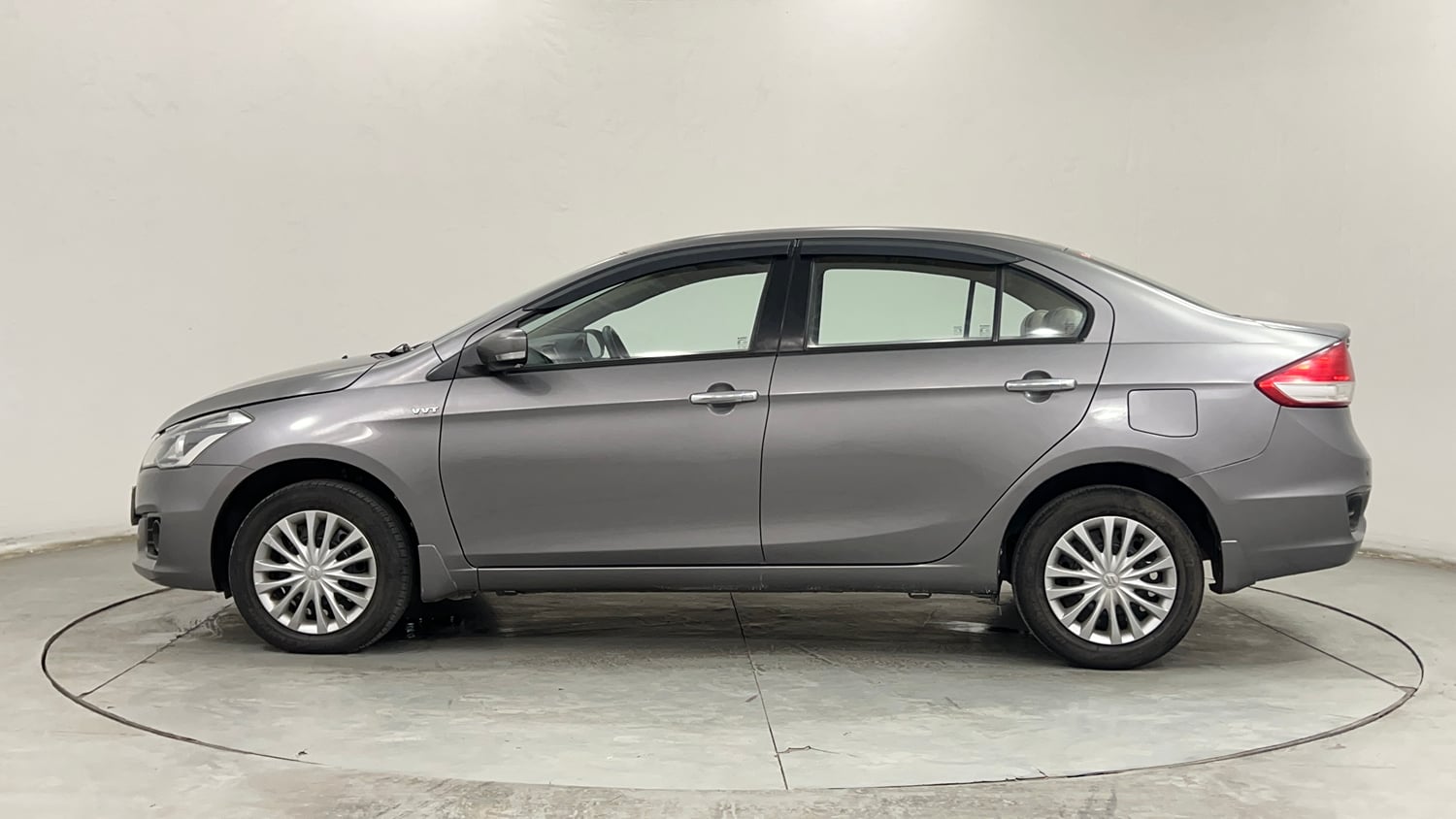 Used 2016 Maruti Suzuki Ciaz VXi+ Petrol Manual exterior LEFT SIDE VIEW