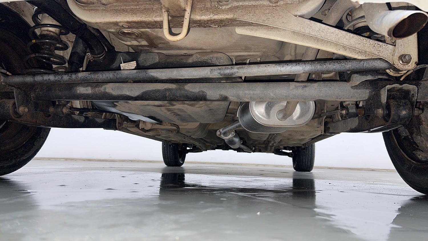 Used 2015 Maruti Suzuki Alto K10 VXi Petrol Manual extra REAR UNDERBODY VIEW (TAKEN FROM REAR)