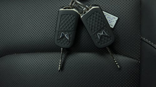 Used 2025 Mahindra Scorpio N Z8 Petrol MT 7 STR Petrol Manual extra CAR KEY VIEW