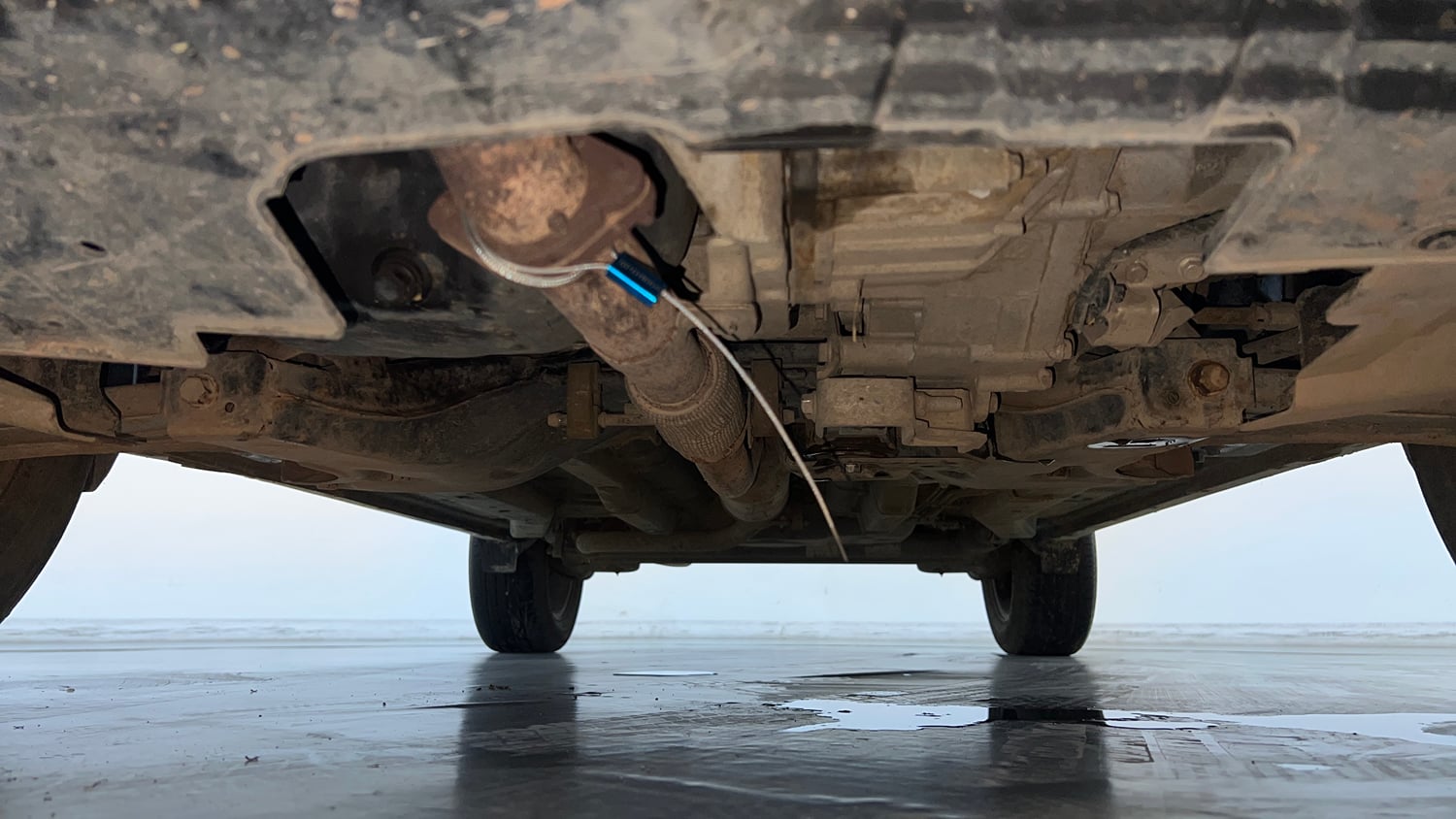 Used 2022 Tata Nexon XZA Plus (HS) Petrol Automatic extra FRONT LEFT UNDERBODY VIEW