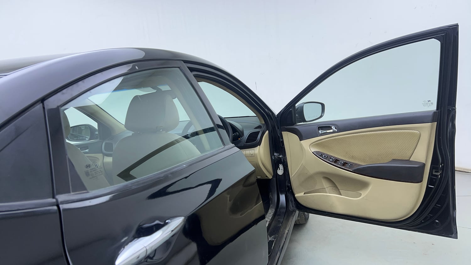 Used 2013 Hyundai Verna Fluidic 1.6 VTVT SX Petrol Manual interior RIGHT FRONT DOOR OPEN VIEW
