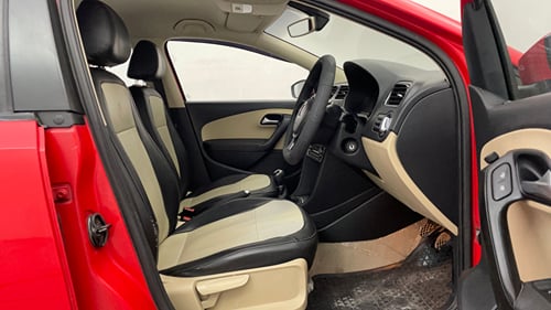 Used 2016 Volkswagen Polo Highline1.2L (P) Petrol Manual interior RIGHT SIDE FRONT DOOR CABIN VIEW