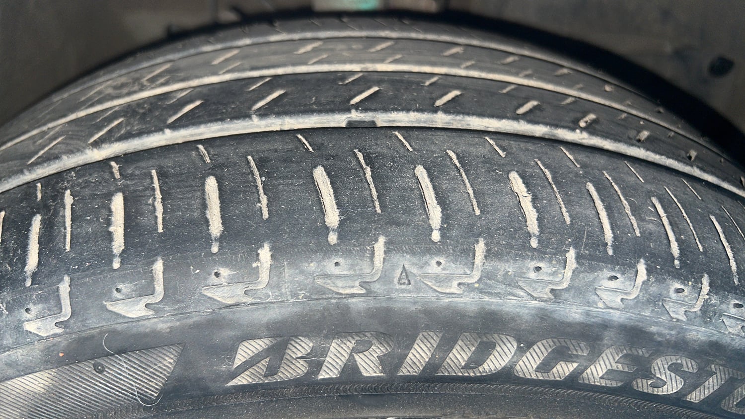 Used 2022 Honda City ZX Petrol Petrol Manual tyres RIGHT FRONT TYRE TREAD VIEW