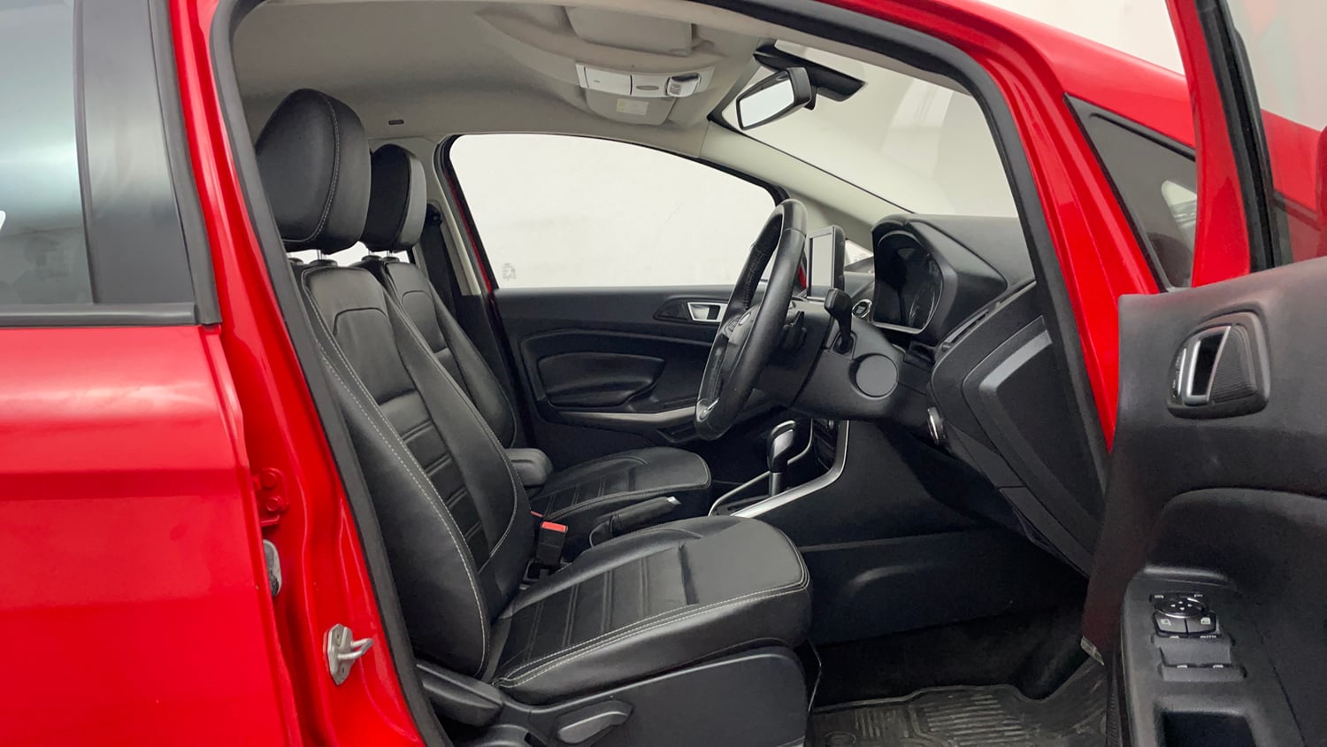 Used 2020 Ford EcoSport Titanium + 1.5L Ti-VCT AT Petrol Automatic interior RIGHT SIDE FRONT DOOR CABIN VIEW