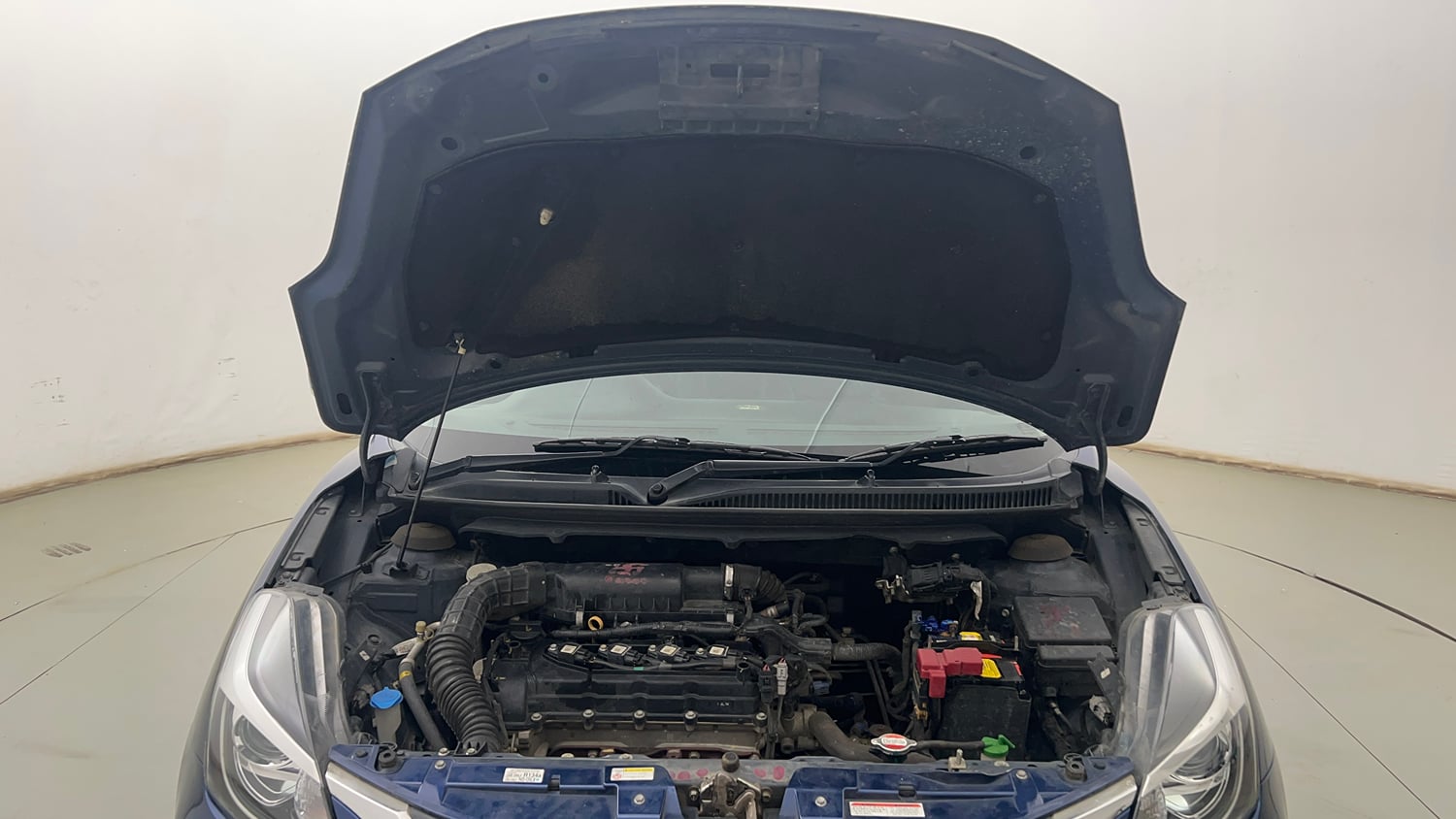 Used 2019 Maruti Suzuki Baleno Zeta 1.2 Petrol Manual engine ENGINE & BONNET OPEN FRONT VIEW