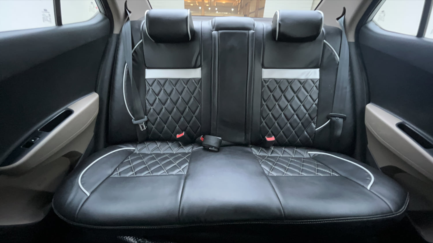 Used 2016 Hyundai Xcent SX 1.1 CRDi Diesel Manual interior REAR SEAT CONDITION VIEW