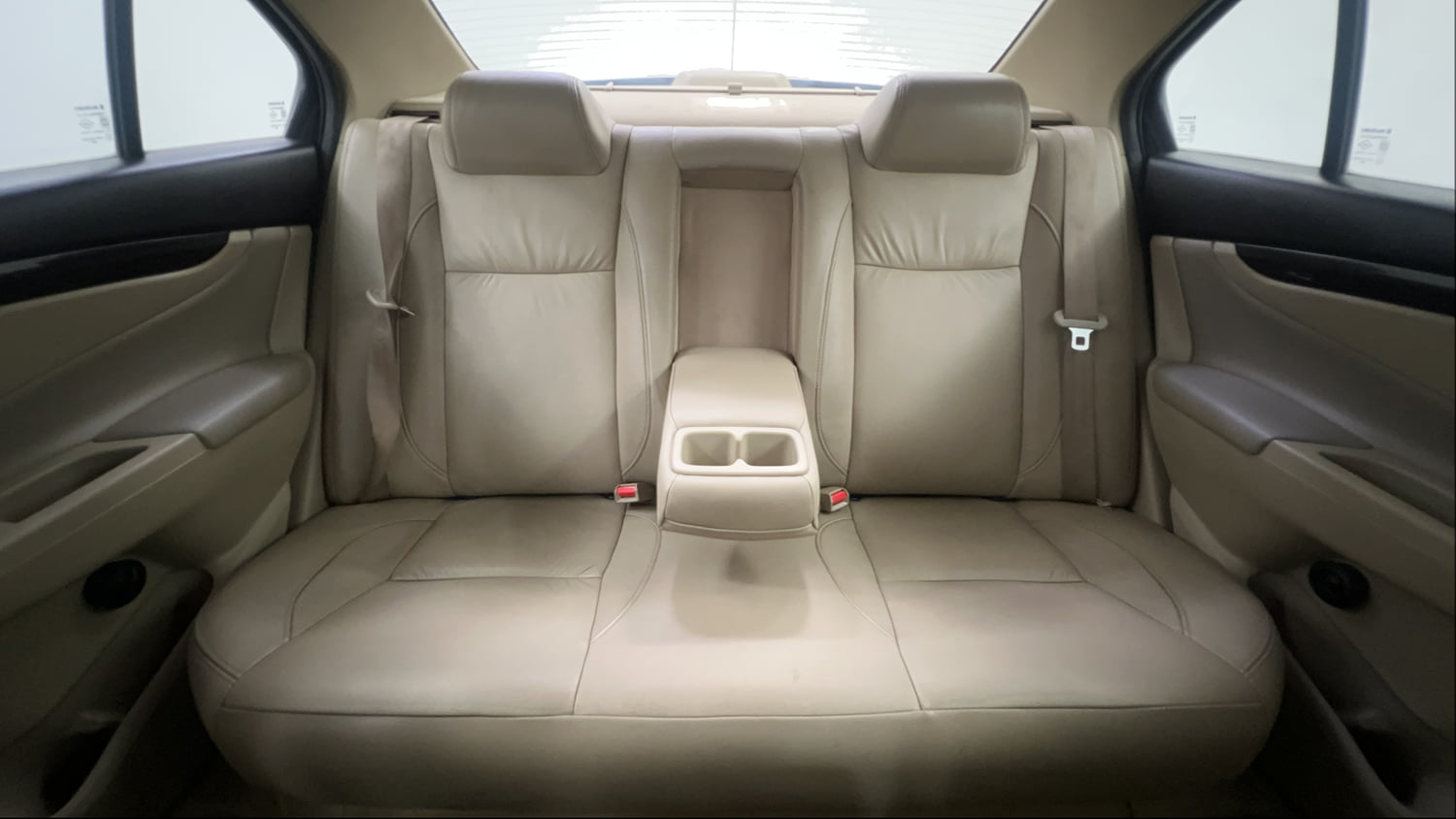 Used 2017 Maruti Suzuki Ciaz Alpha 1.4 AT Petrol Automatic interior REAR SEAT CONDITION VIEW