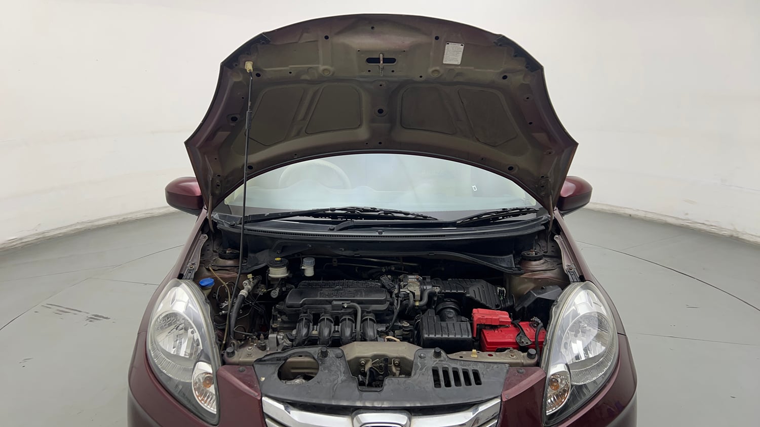 Used 2013 Honda Amaze 1.2 S i-VTEC Petrol Manual engine ENGINE & BONNET OPEN FRONT VIEW