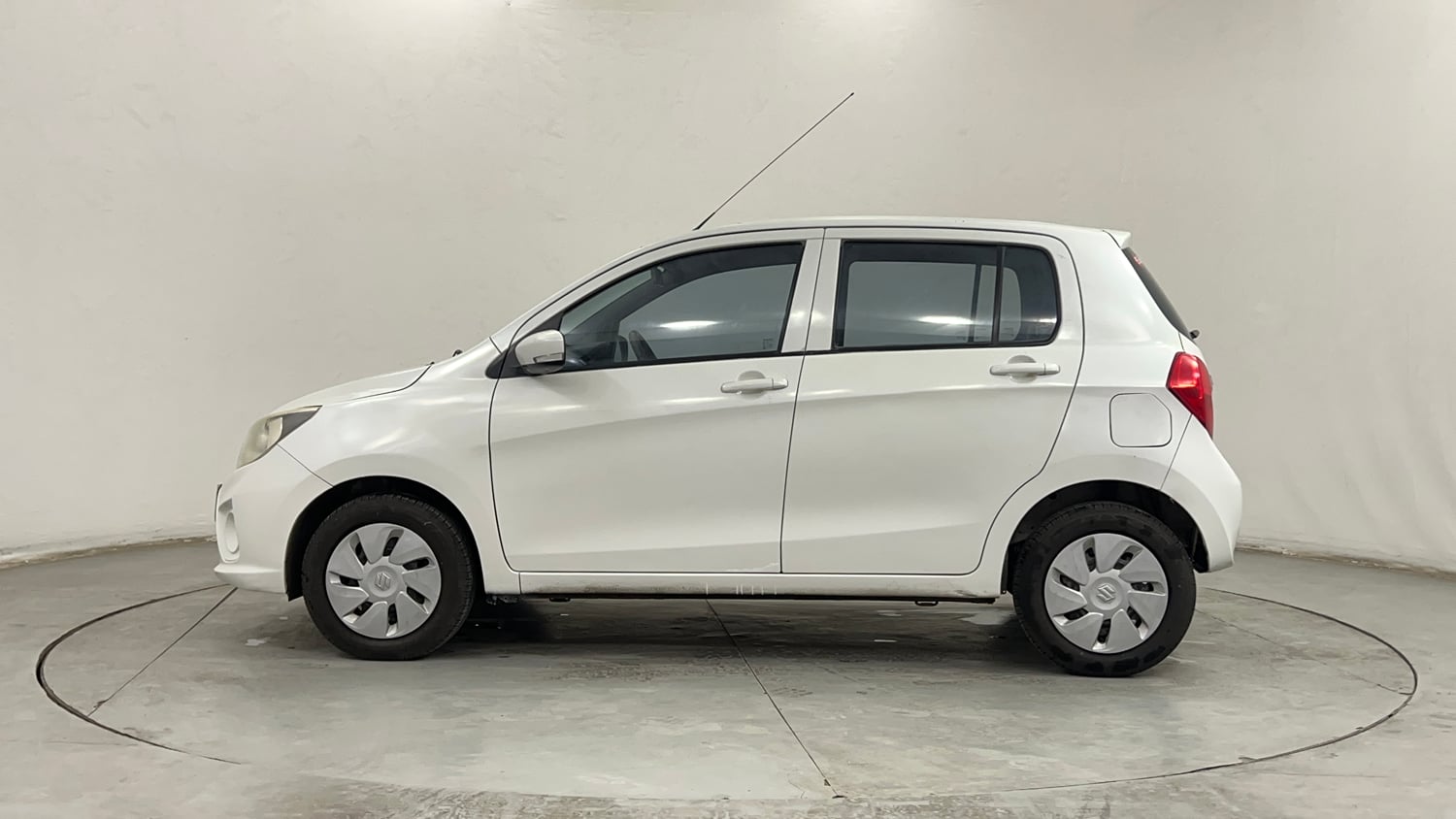 Used 2018 Maruti Suzuki Celerio ZXi AMT Petrol Automatic exterior LEFT SIDE VIEW