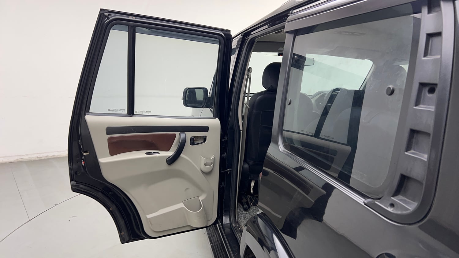 Used 2022 Mahindra Scorpio S9 Diesel Manual interior LEFT REAR DOOR OPEN VIEW