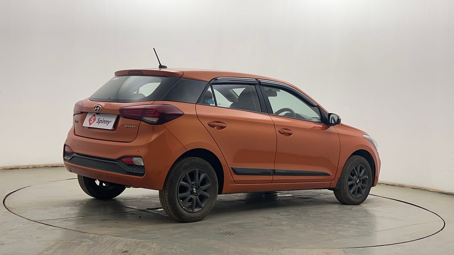 Used 2019 Hyundai Elite i20 Sportz Plus 1.2 Petrol Manual exterior RIGHT REAR CORNER VIEW