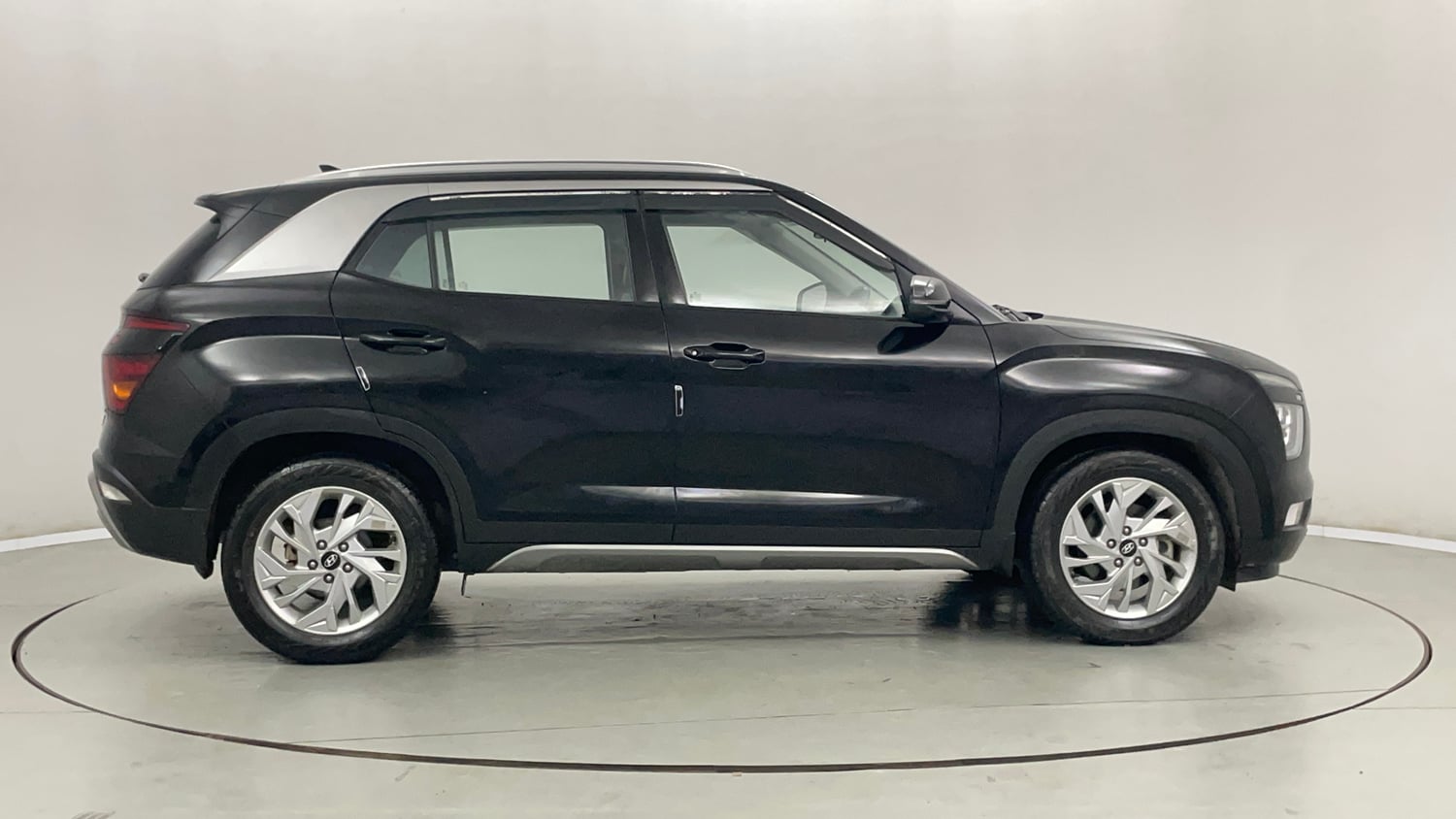 Used 2021 Hyundai Creta SX 1.5 Petrol Executive Petrol Manual exterior RIGHT SIDE VIEW