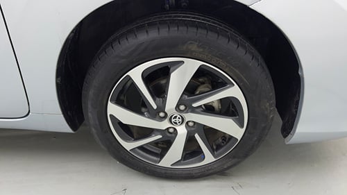 Used 2024 Toyota Glanza G Petrol Manual tyres RIGHT FRONT TYRE RIM VIEW