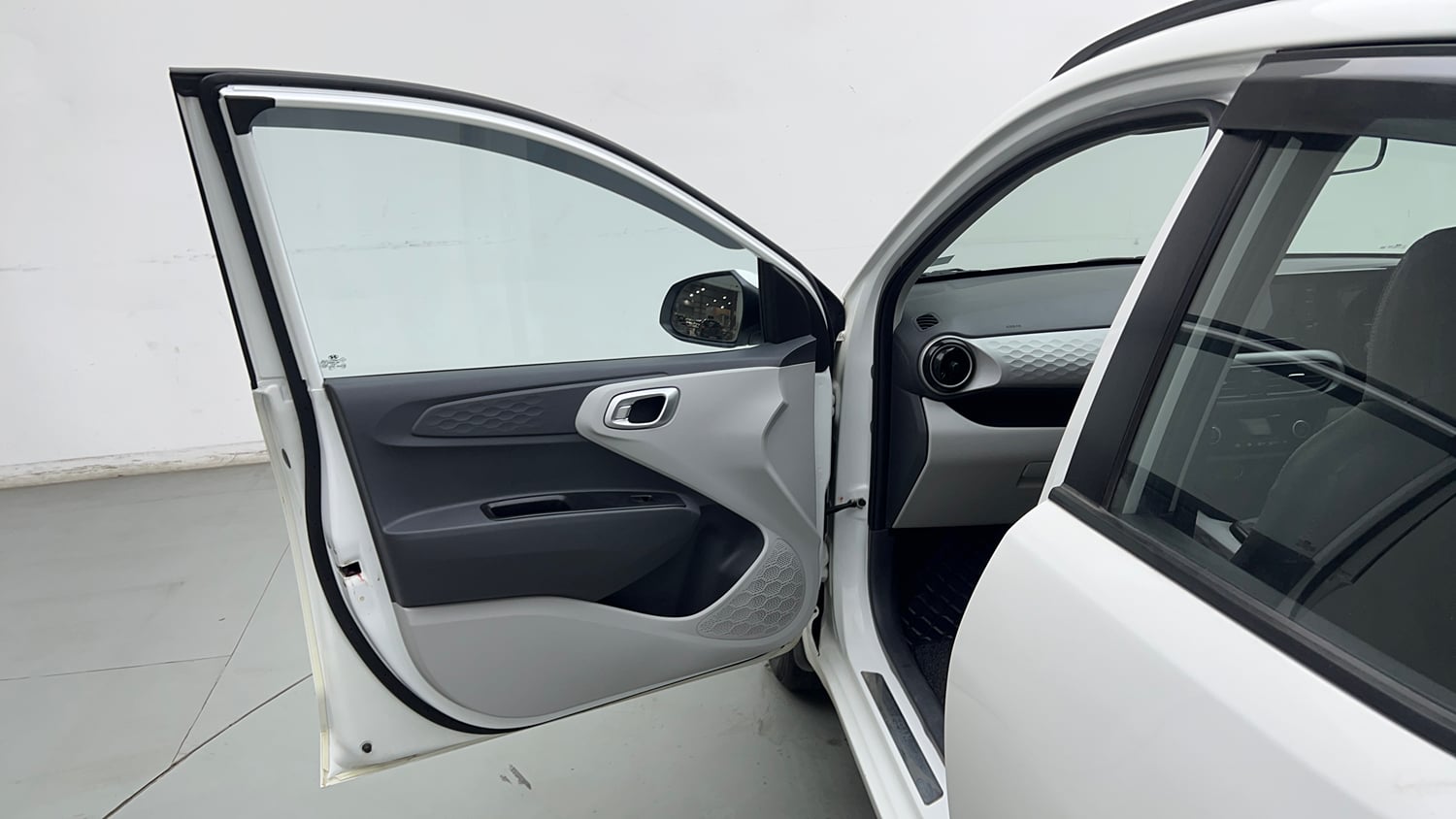 Used 2023 Hyundai Grand i10 Nios Sportz 1.2 Kappa VTVT Petrol Manual interior LEFT FRONT DOOR OPEN VIEW