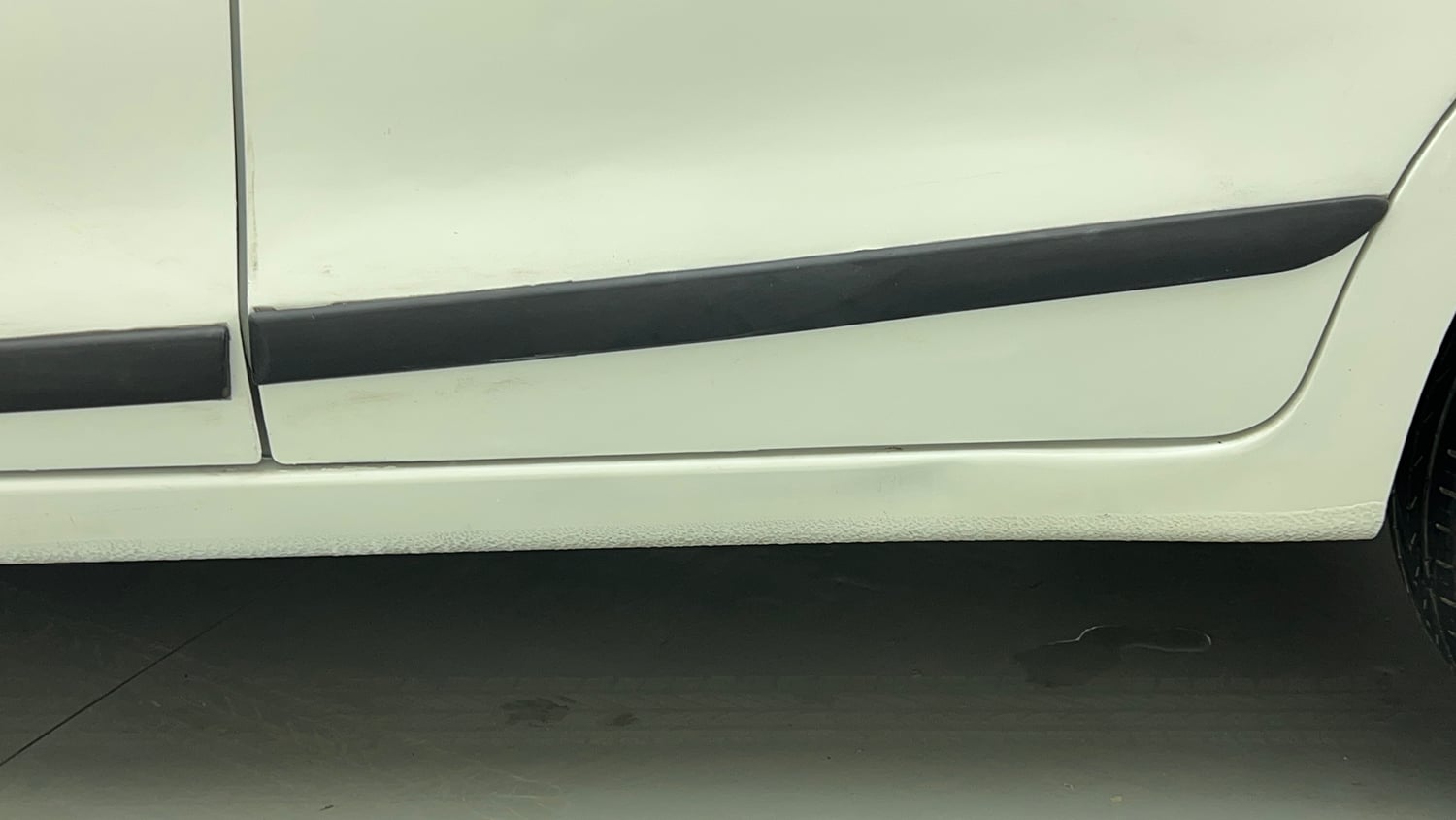 Used 2014 Maruti Suzuki Celerio VXi Petrol Manual dents MINOR DENT