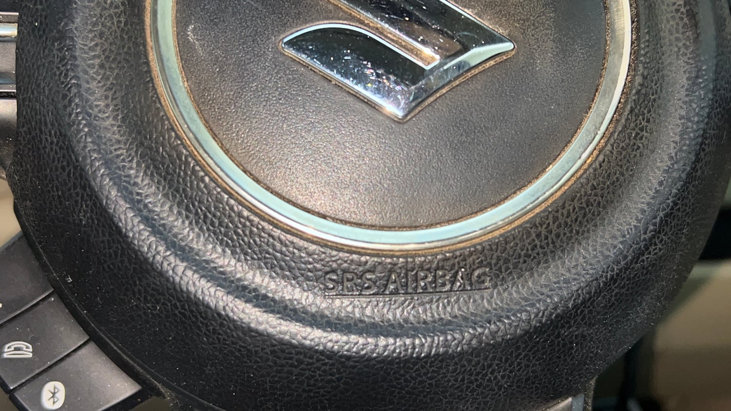 Used 2017 Maruti Suzuki Dzire VXi Petrol Manual top_features Airbags