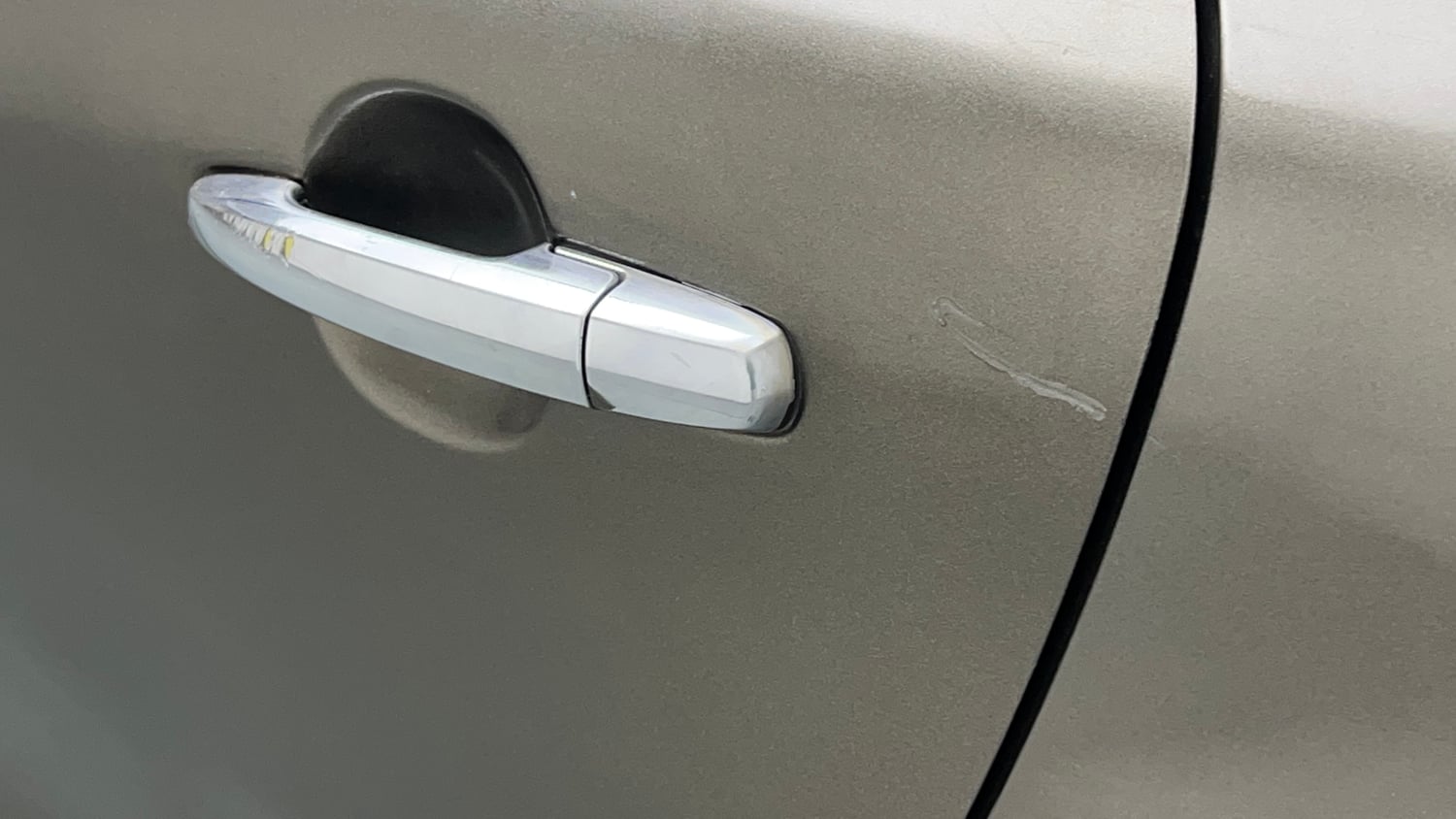 Used 2020 Maruti Suzuki Baleno Zeta Petrol Manual dents MINOR SCRATCH