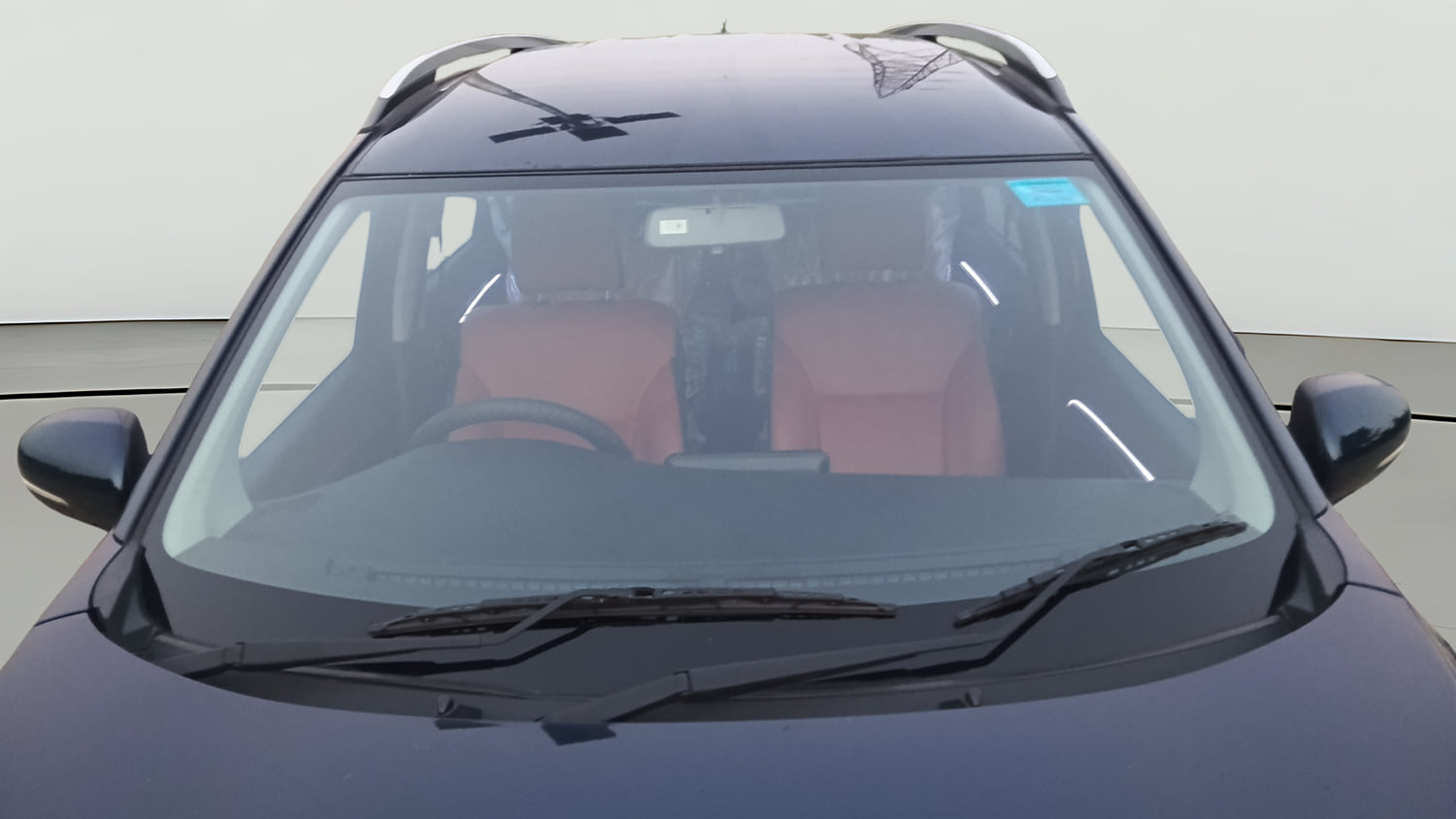 Used 2024 Maruti Suzuki XL6 Zeta MT Petrol Petrol Manual exterior FRONT WINDSHIELD VIEW