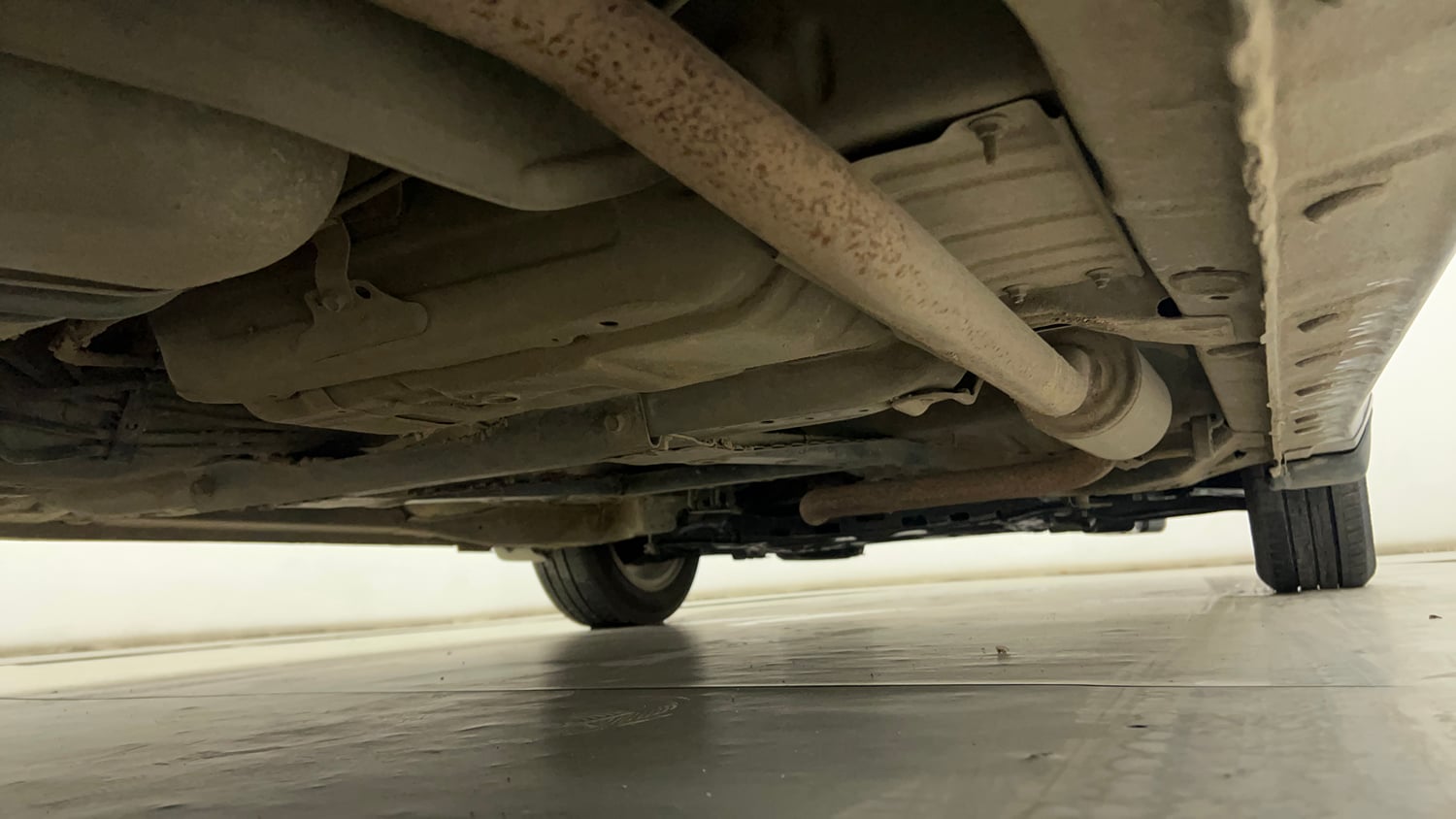 Used 2019 Honda City V CVT Petrol Petrol Automatic extra REAR RIGHT UNDERBODY VIEW