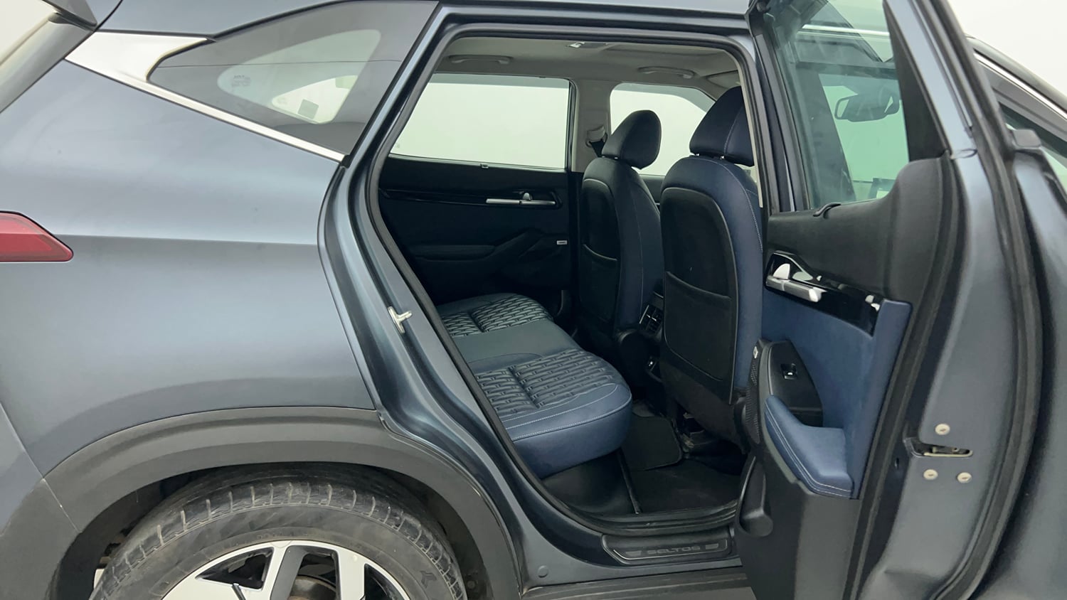 Used 2022 Kia Seltos X Line 1.4 DCT Petrol Automatic interior RIGHT SIDE REAR DOOR CABIN VIEW