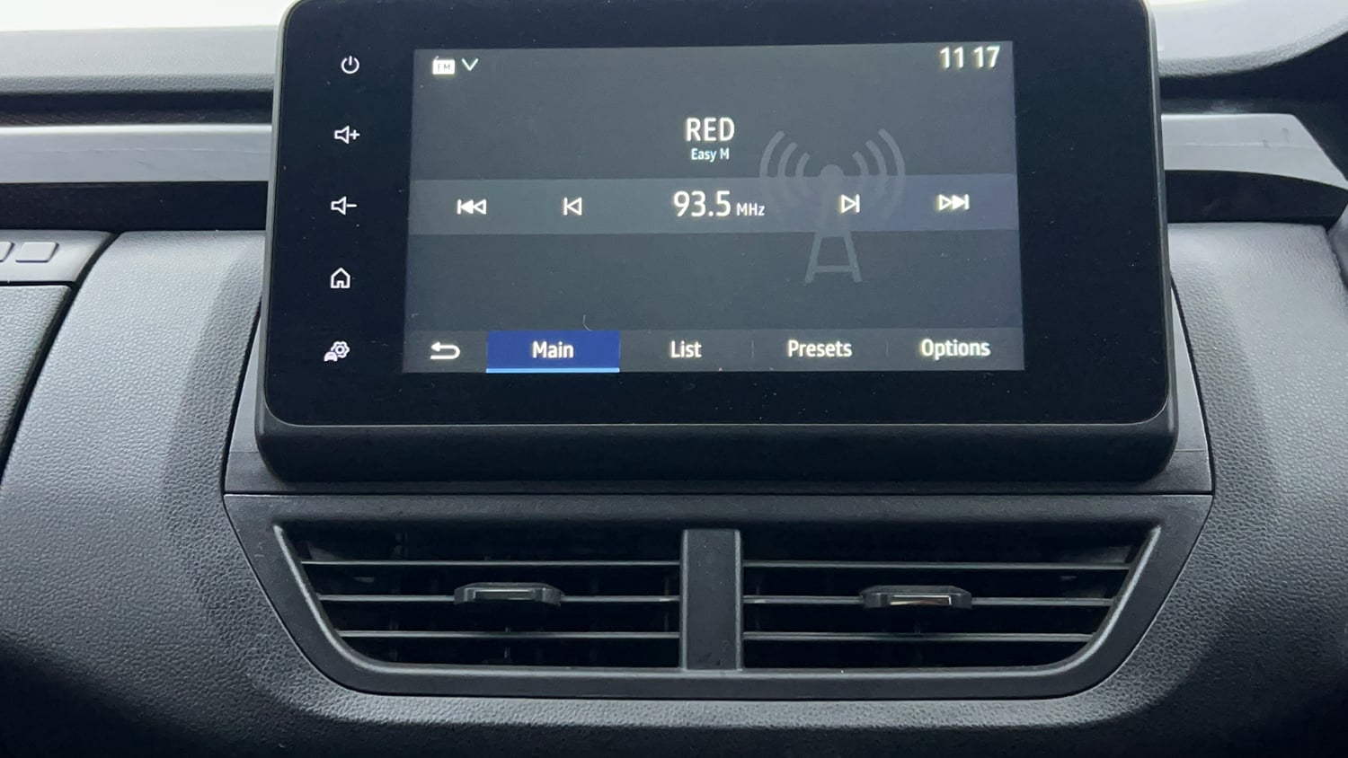 Used 2023 Renault Kiger RXZ Turbo CVT Petrol Automatic top_features Touch screen infotainment system