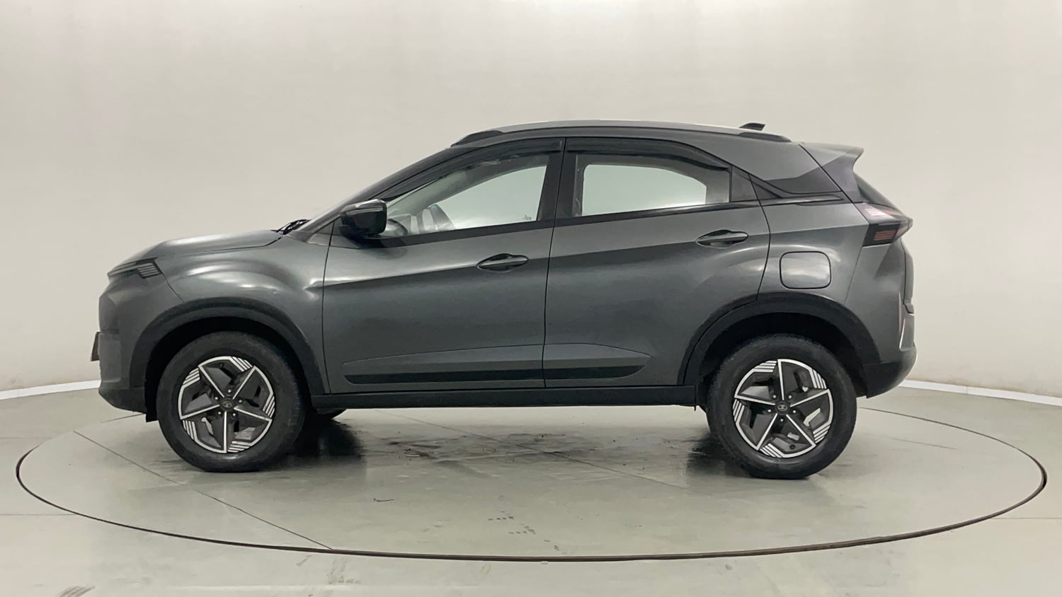 Used 2024 Tata Nexon Creative Plus S 1.5 Revotorq Diesel 6AMT Diesel Automatic exterior LEFT SIDE VIEW