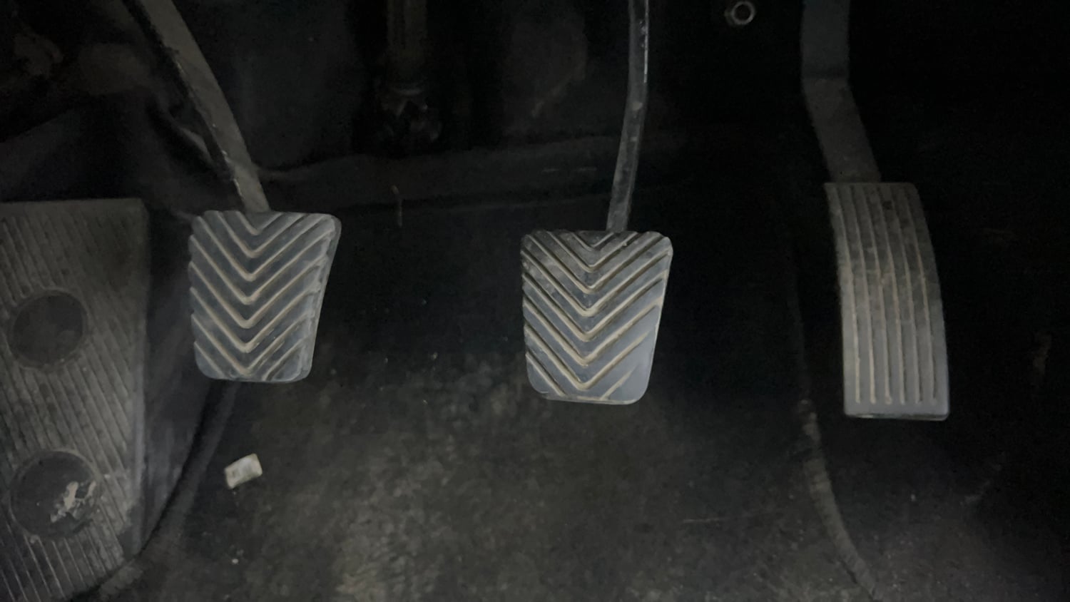 Used 2013 Hyundai Verna Fluidic 1.6 VTVT SX Petrol Manual interior PEDALS VIEW