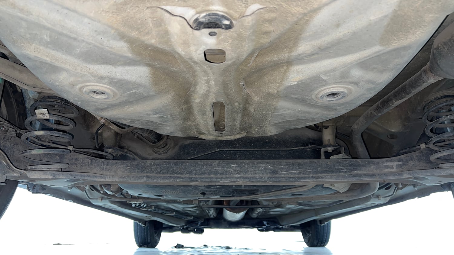 Used 2017 Maruti Suzuki Dzire VXi AMT Petrol Automatic extra REAR UNDERBODY VIEW (TAKEN FROM REAR)