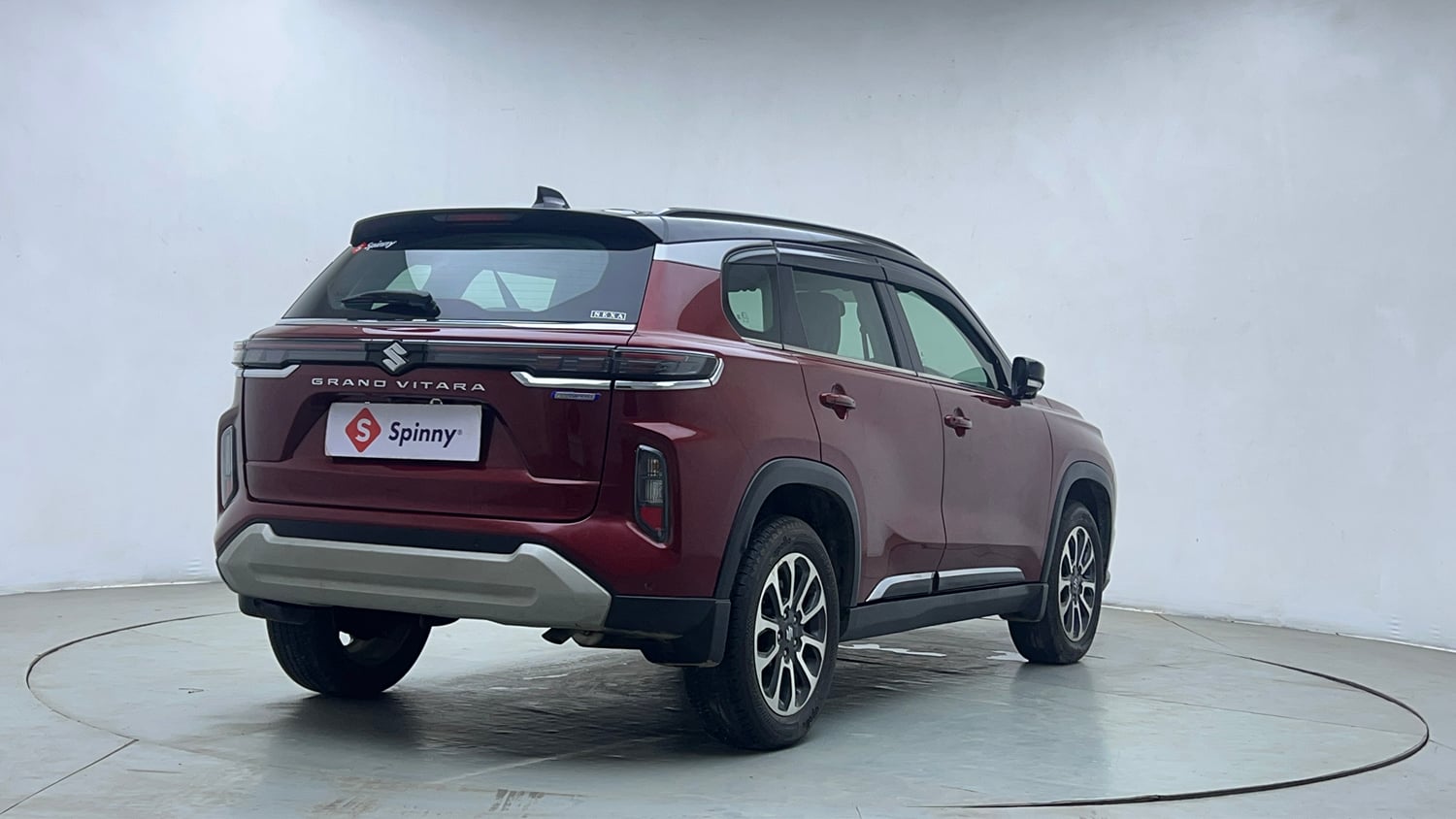 Used 2023 Maruti Suzuki Grand Vitara Alpha Dual Tone Smart Hybrid Petrol Manual exterior RIGHT REAR CORNER VIEW