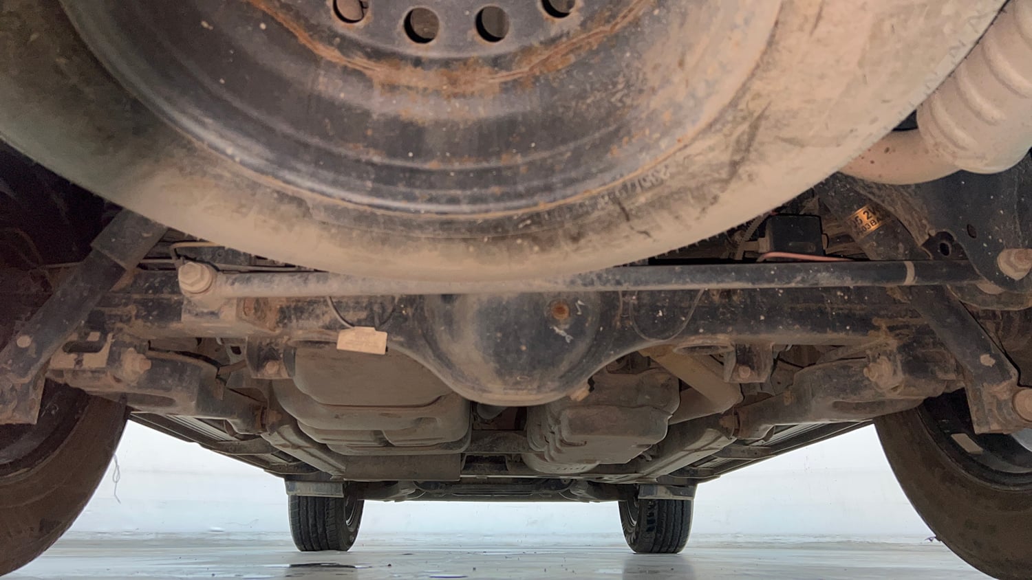 Used 2022 Mahindra Scorpio S9 Diesel Manual extra REAR UNDERBODY VIEW (TAKEN FROM REAR)