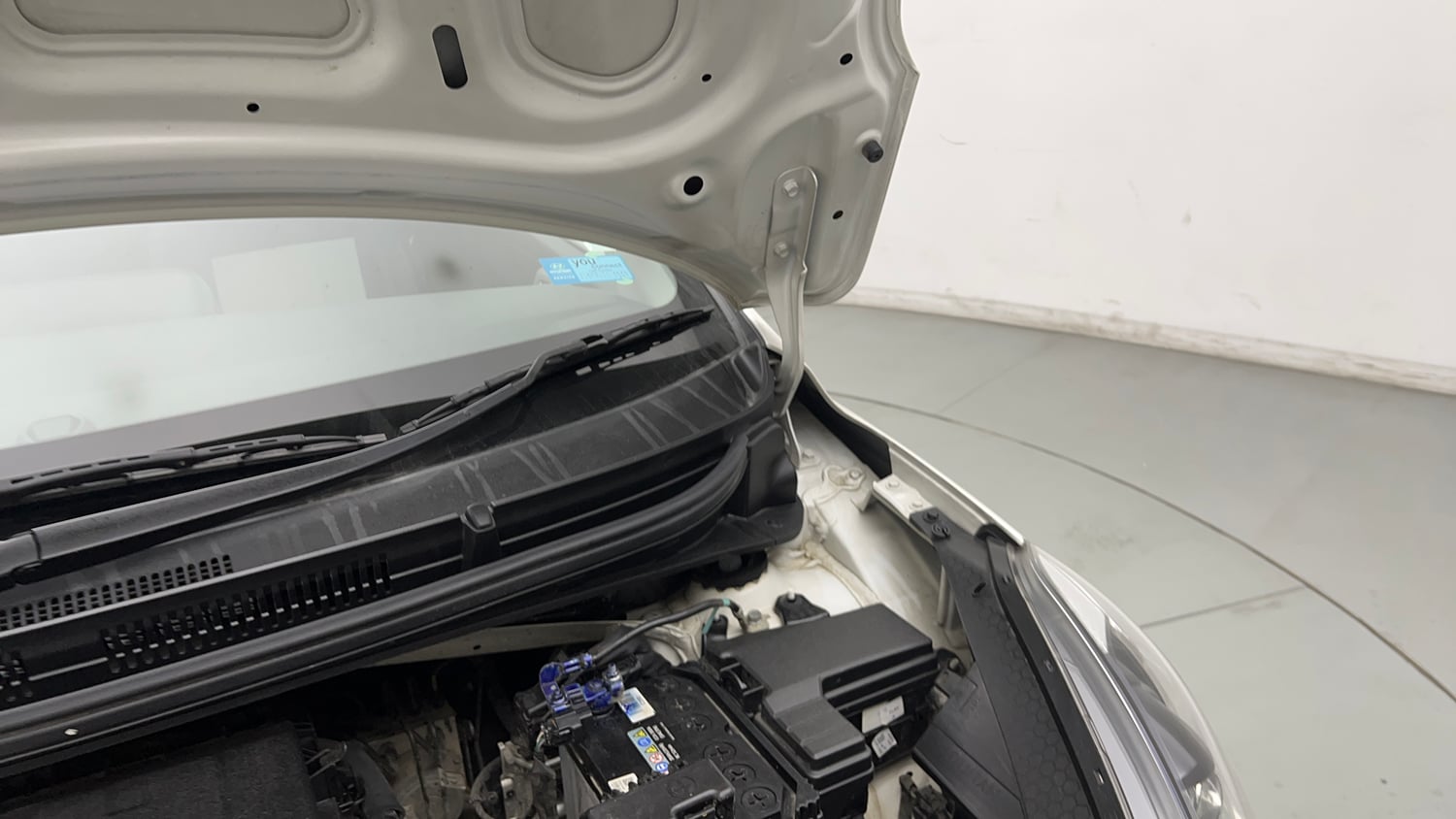 Used 2023 Hyundai Grand i10 Nios Sportz 1.2 Kappa VTVT Petrol Manual engine ENGINE LEFT SIDE HINGE & APRON VIEW