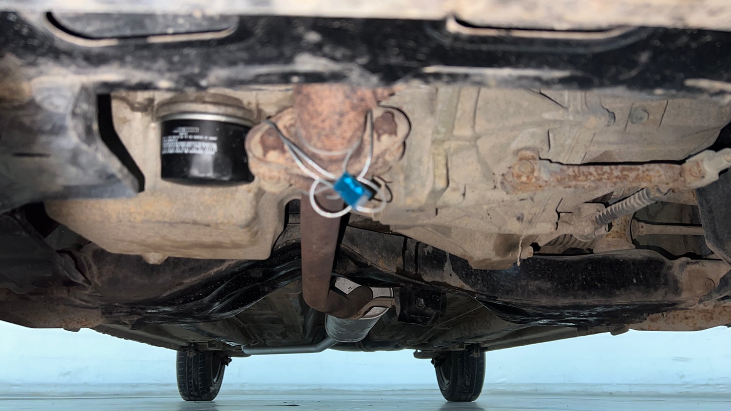 Used 2014 Maruti Suzuki Celerio VXi Petrol Manual extra FRONT LEFT UNDERBODY VIEW