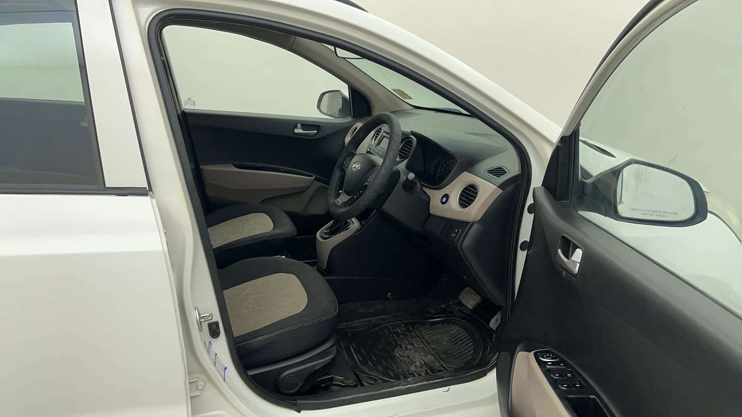 Used 2015 Hyundai Grand i10 Asta AT 1.2 Kappa VTVT Petrol Automatic interior RIGHT SIDE FRONT DOOR CABIN VIEW