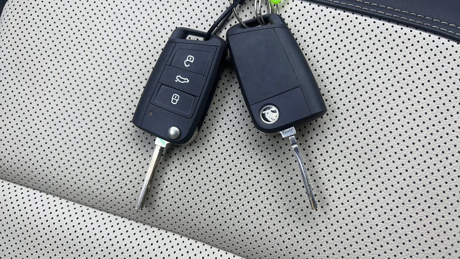 Used 2024 Skoda Slavia Style 1.5L TSI DSG Petrol Automatic extra CAR KEY VIEW