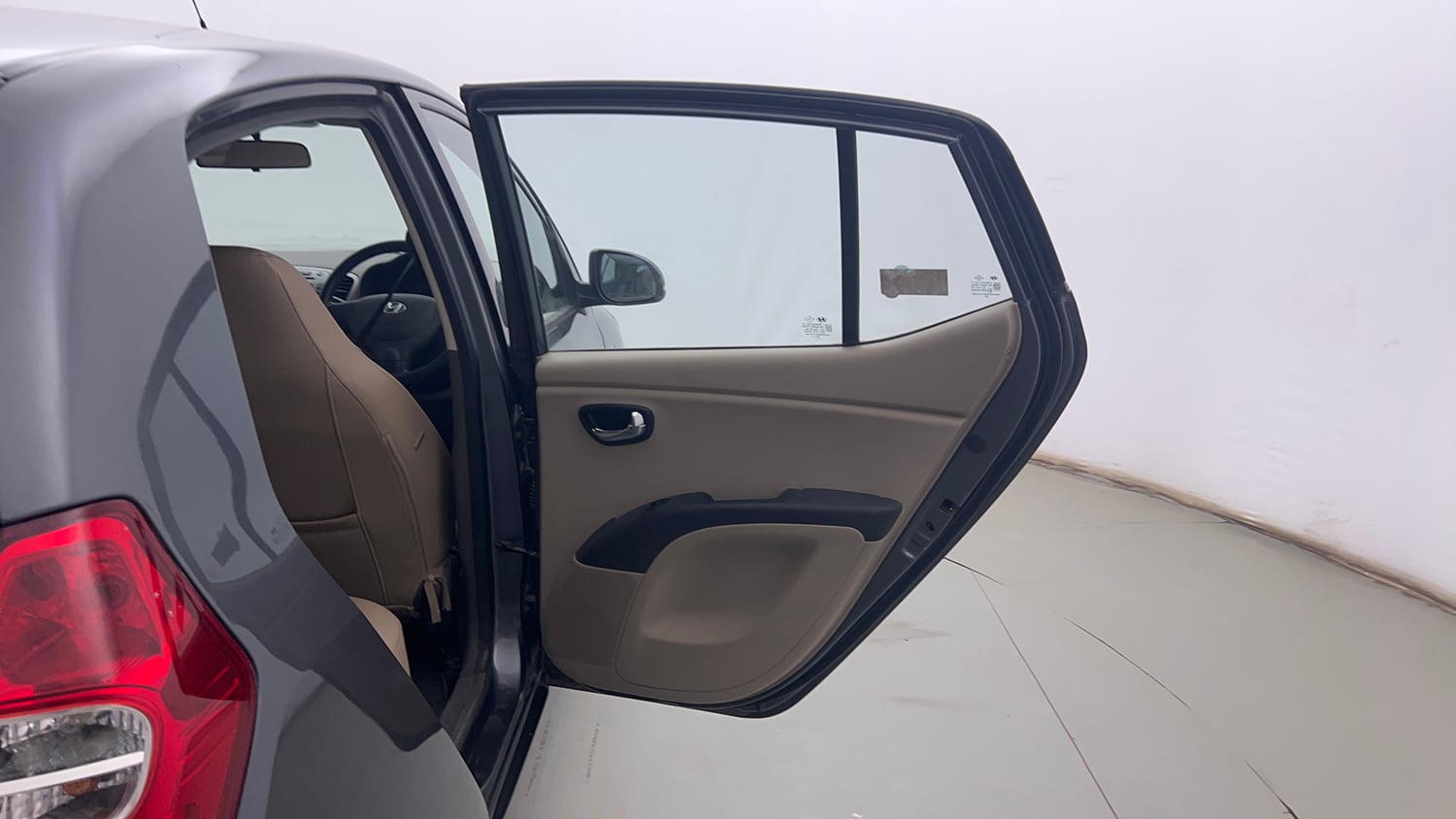 Used 2013 Hyundai i10 Sportz 1.2 Kappa2 Petrol Manual interior RIGHT REAR DOOR OPEN VIEW