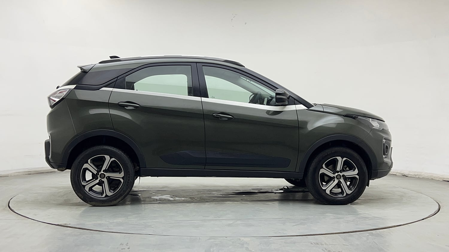 Used 2021 Tata Nexon XZA Plus Diesel Diesel Automatic exterior RIGHT SIDE VIEW