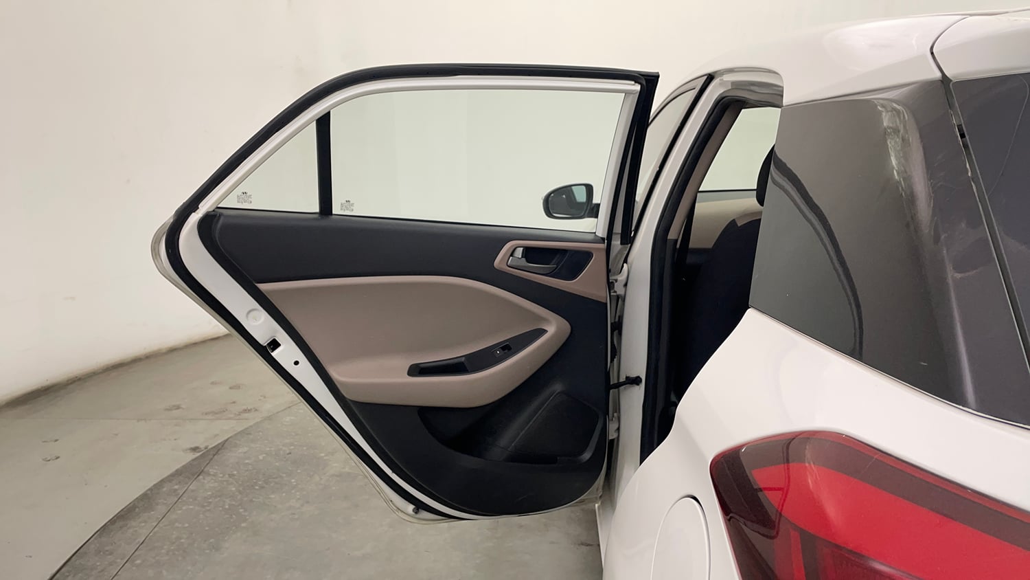 Used 2016 Hyundai Elite i20 Asta 1.2 (O) Petrol Manual interior LEFT REAR DOOR OPEN VIEW