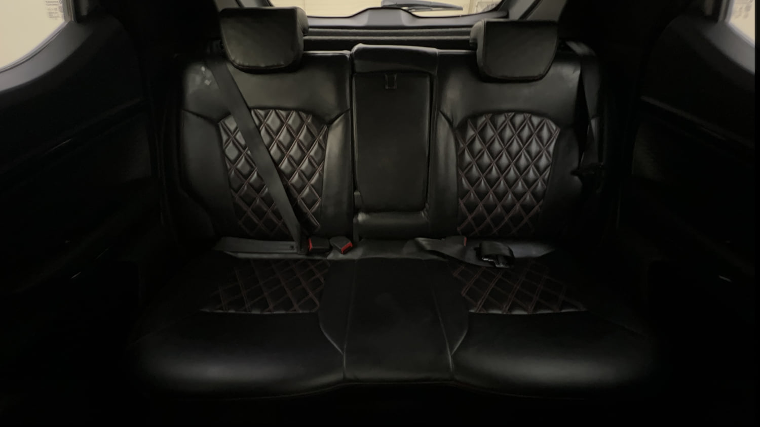 Used 2022 Renault Kiger RXZ Turbo MT Dual Tone Petrol Manual interior REAR SEAT CONDITION VIEW
