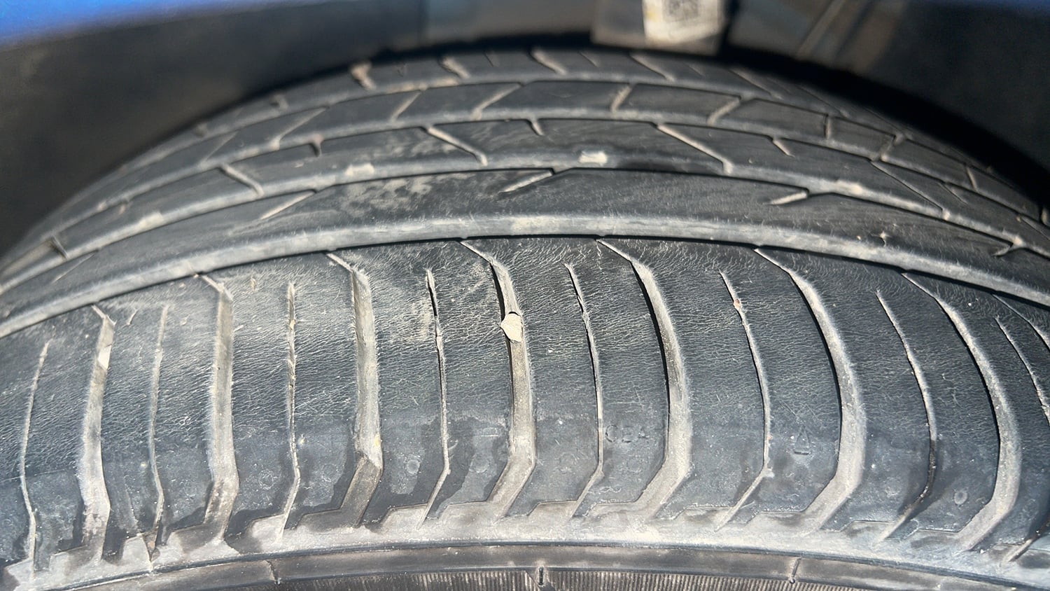Used 2024 Skoda Slavia Style 1.5L TSI DSG Petrol Automatic tyres LEFT FRONT TYRE TREAD VIEW