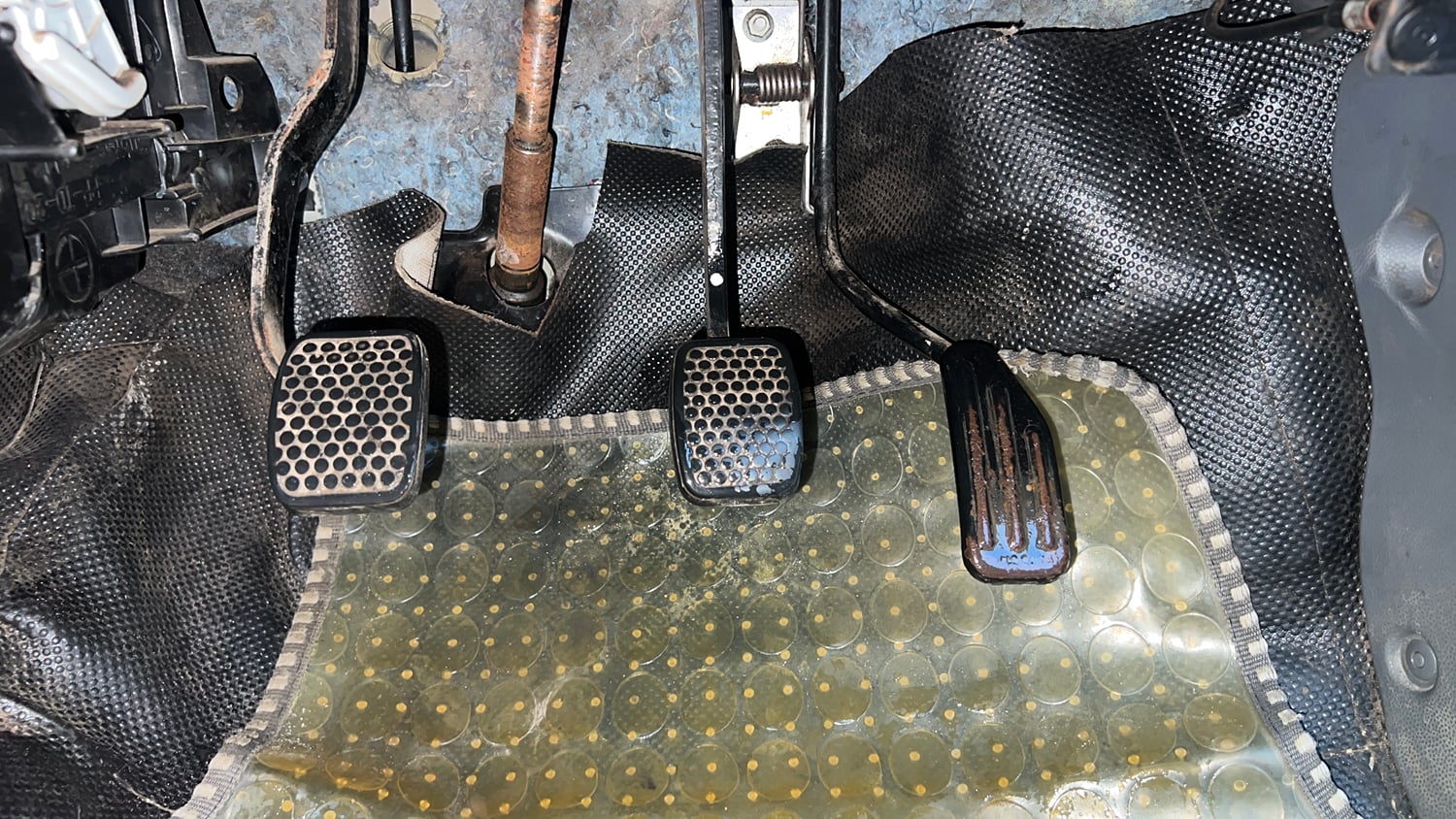 Used 2014 Maruti Suzuki Alto 800 Lxi CNG Cng Manual interior PEDALS VIEW