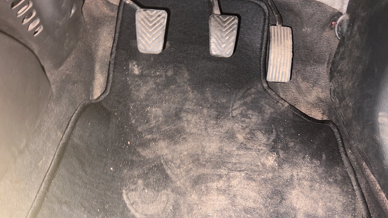 Used 2018 Hyundai Eon Magna + Petrol Manual interior PEDALS VIEW