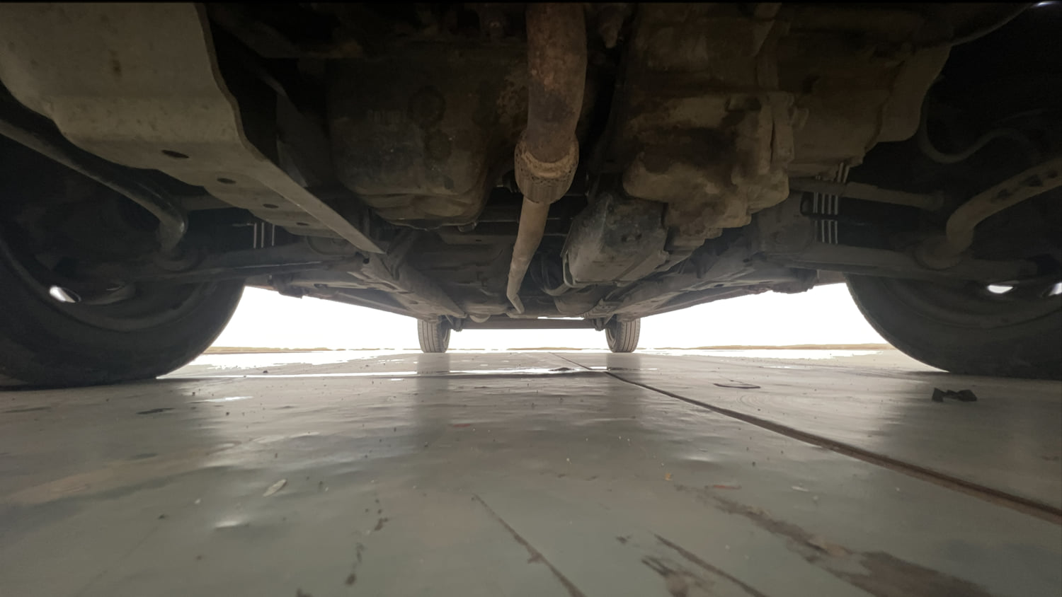 Used 2018 Hyundai Eon Magna + Petrol Manual extra FRONT LEFT UNDERBODY VIEW