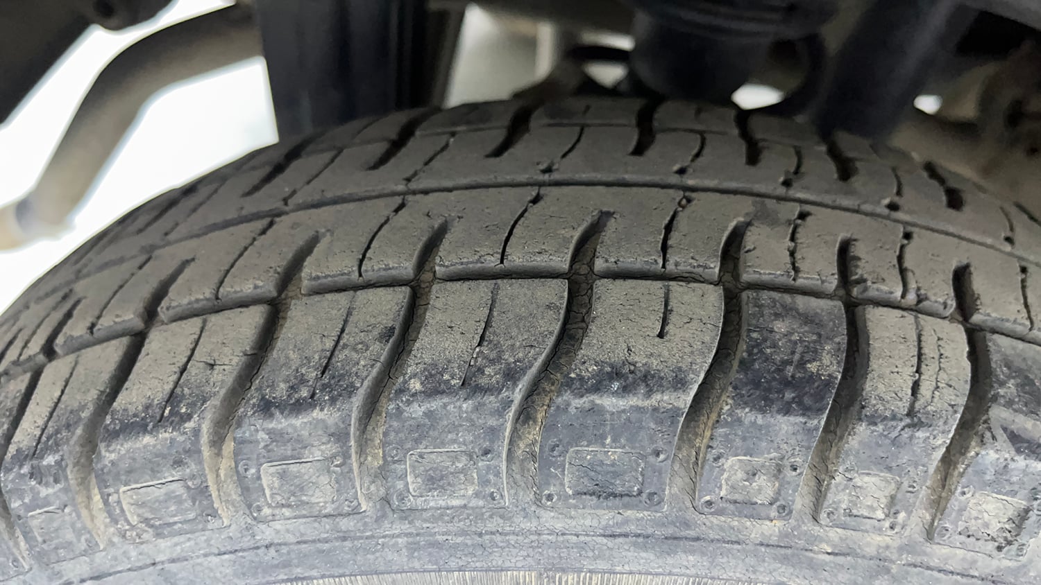 Used 2018 Maruti Suzuki Alto 800 LXi Petrol Manual tyres RIGHT REAR TYRE TREAD VIEW
